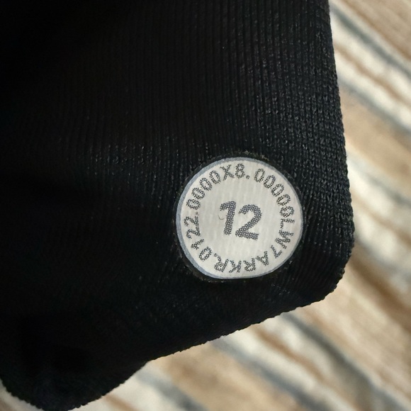 lululemon athletica Men's Black Athletic Shorts - Picture 2 of 8